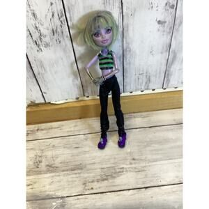 Monster High Twyla Boogeyman Doll by Mattel 13 Wishes / Haunt the Casbah